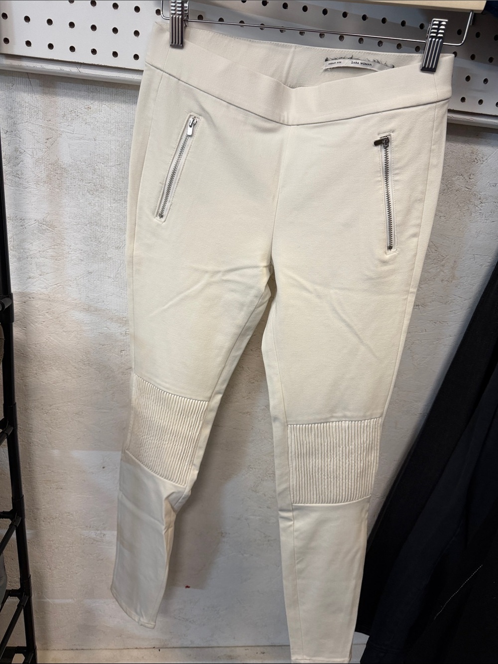 Women's Cream Zip-Pocket Knit Ponte Pants